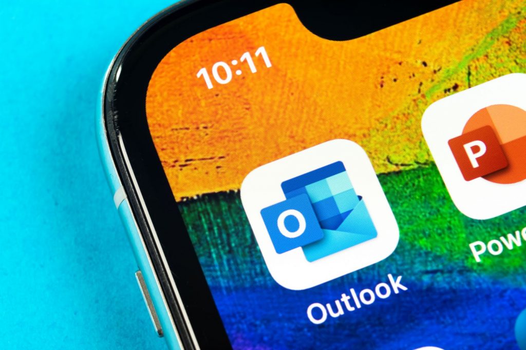 picture showing top of a mobile phone with Outlook
